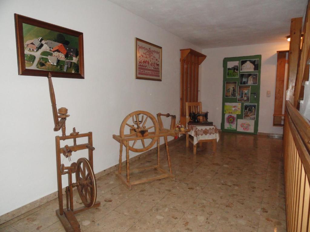 Baby- Und Kinderhof Aicherbauer Seeham Room photo